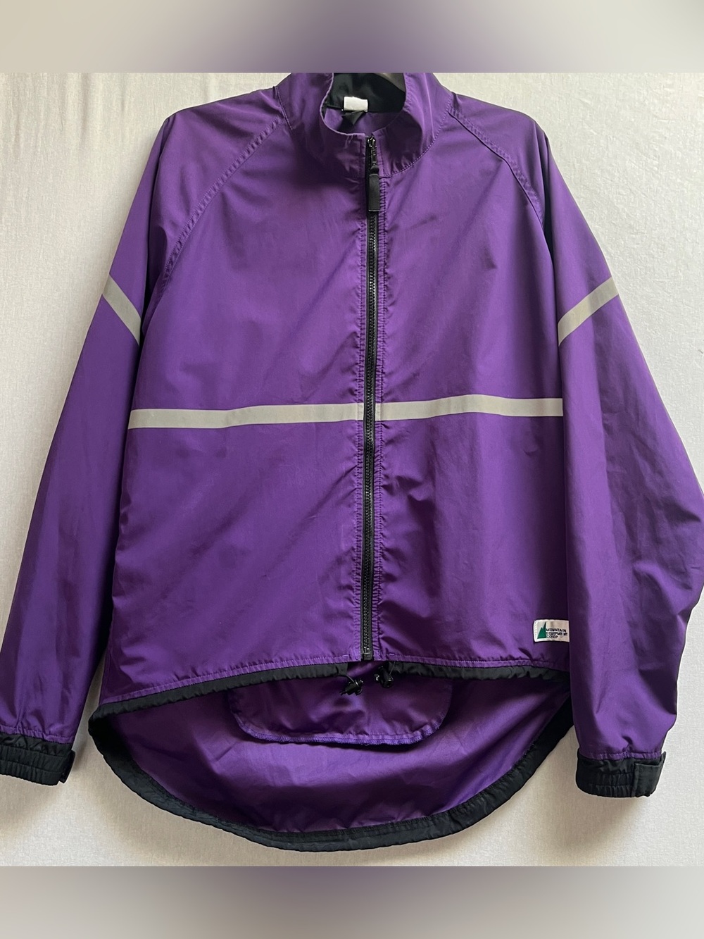Vintage MEC Performance Cycling Windbreaker Jacket Size Large Reflective Nylon L